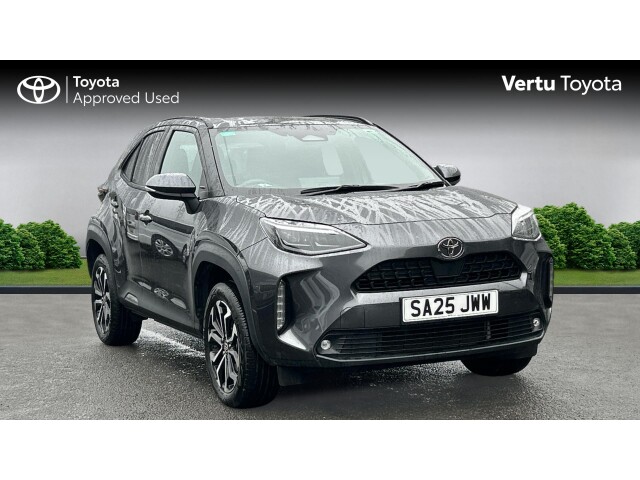 Main listing image - Toyota Yaris Cross