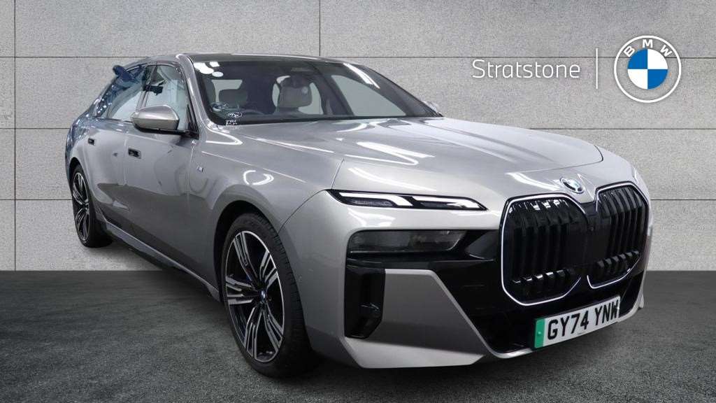 Main listing image - BMW i7