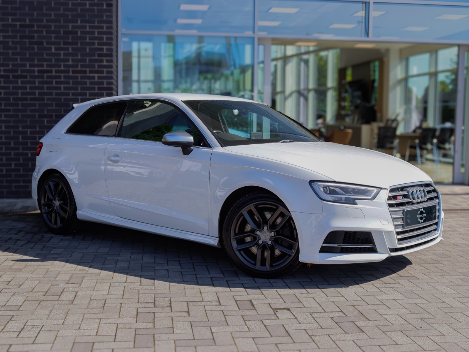 Main listing image - Audi S3