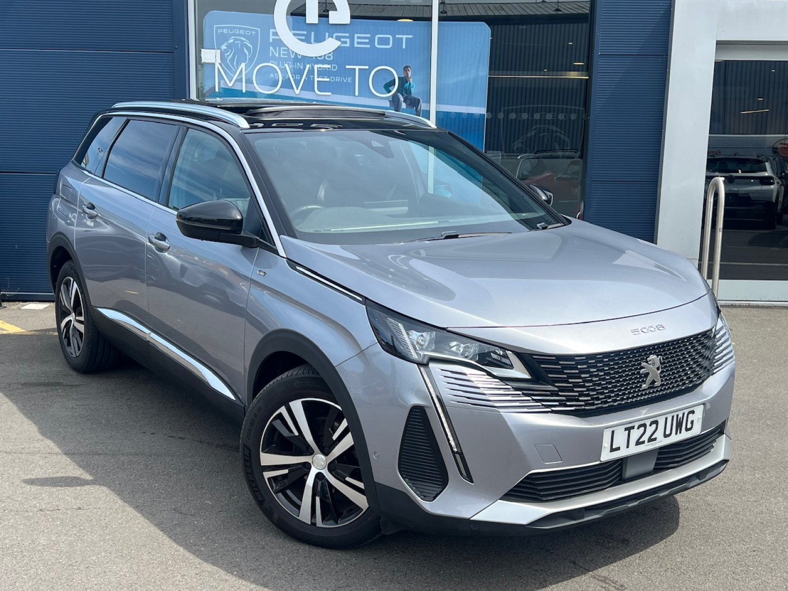 Main listing image - Peugeot 5008