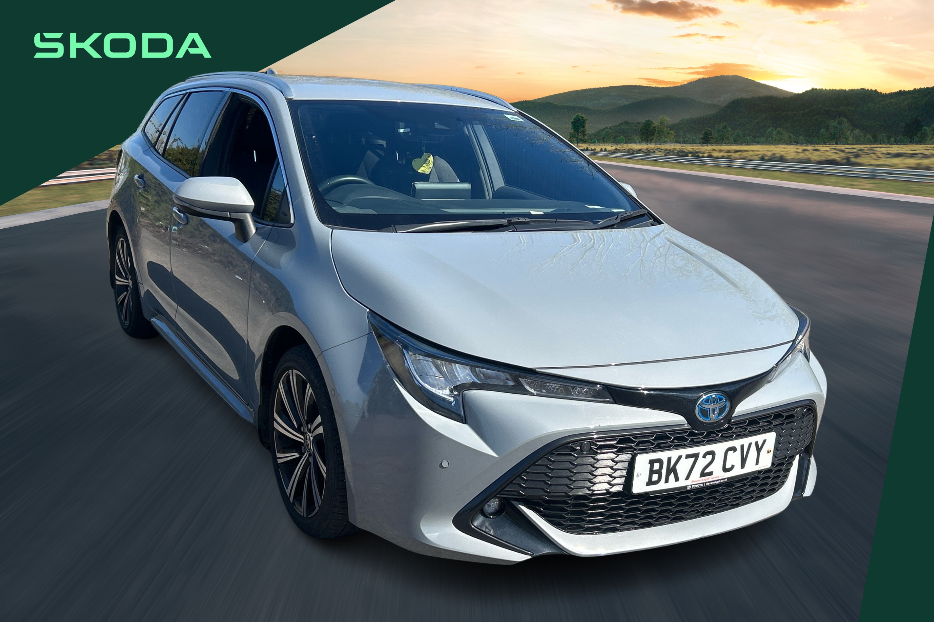Main listing image - Toyota Corolla Touring Sport
