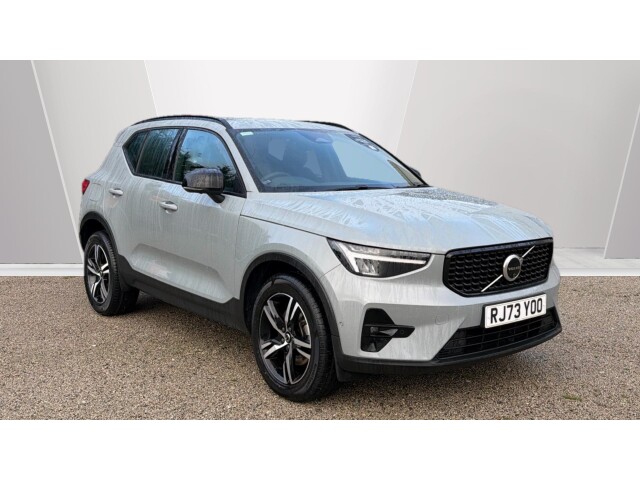Main listing image - Volvo XC40