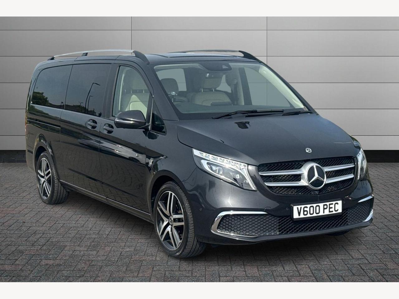 Main listing image - Mercedes-Benz V-Class