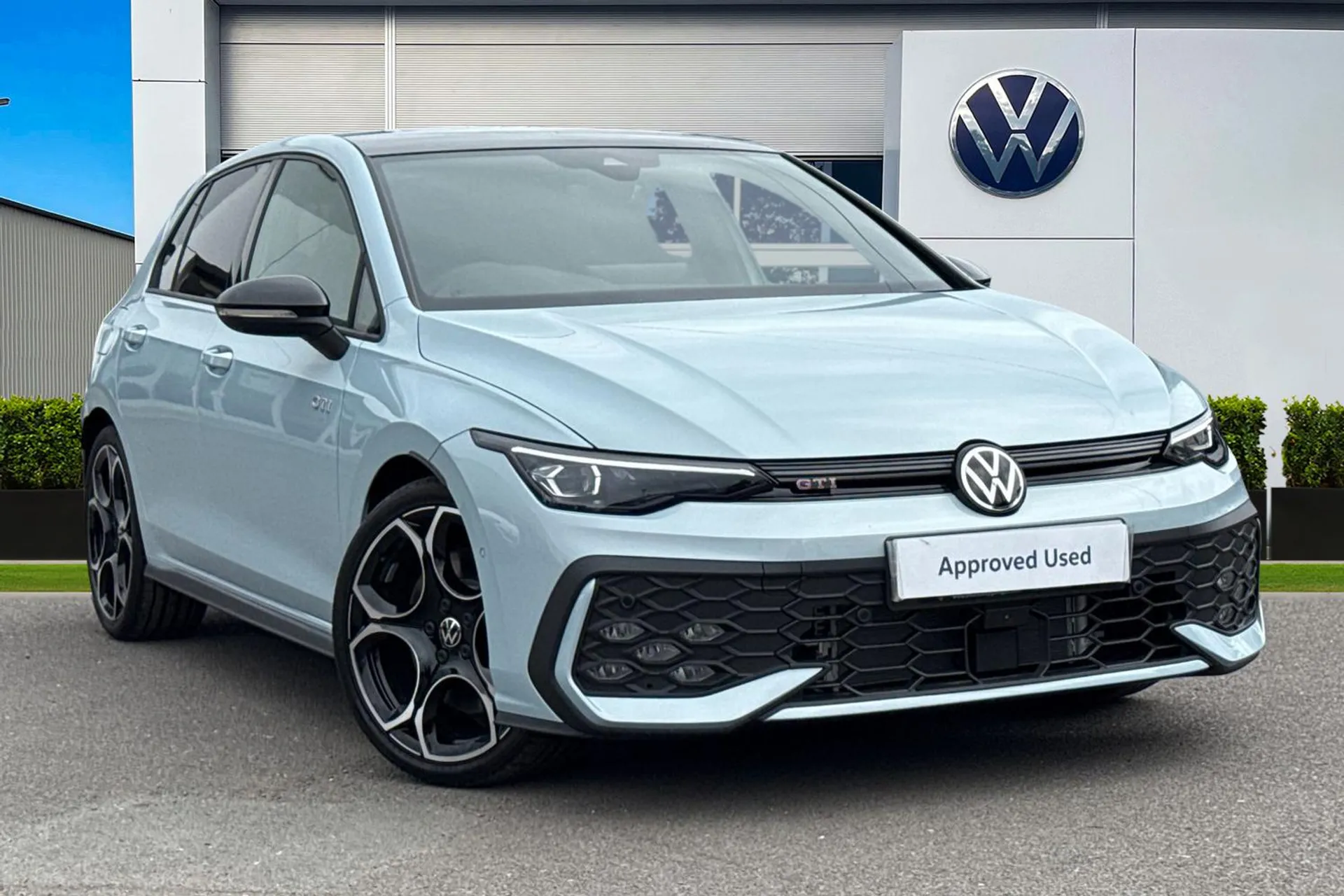 Main listing image - Volkswagen Golf GTI