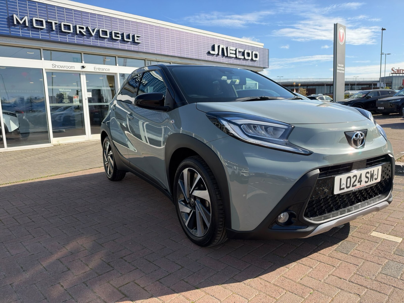 Main listing image - Toyota Aygo X