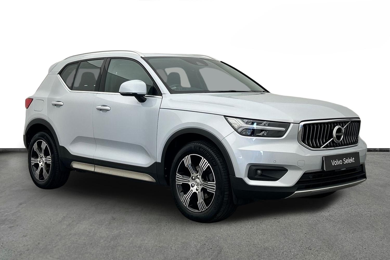 Main listing image - Volvo XC40