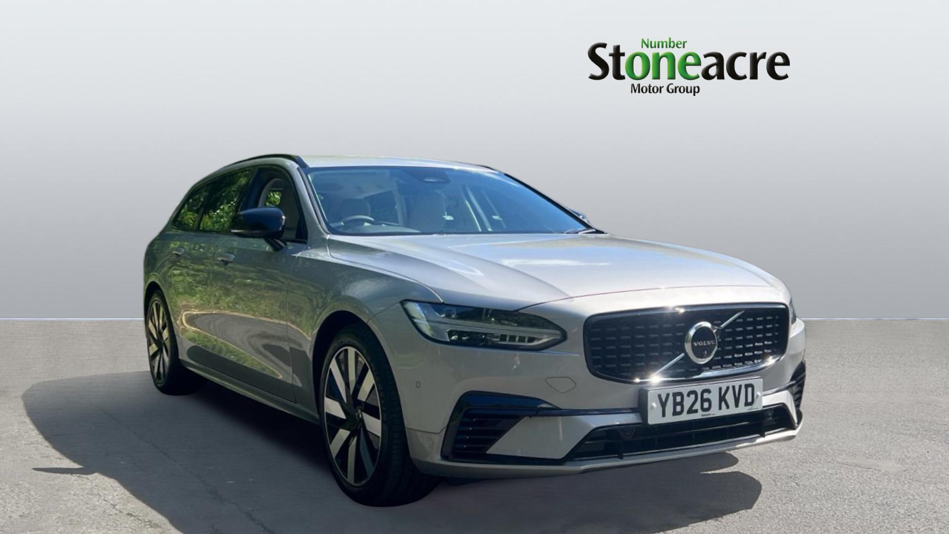 Main listing image - Volvo V90