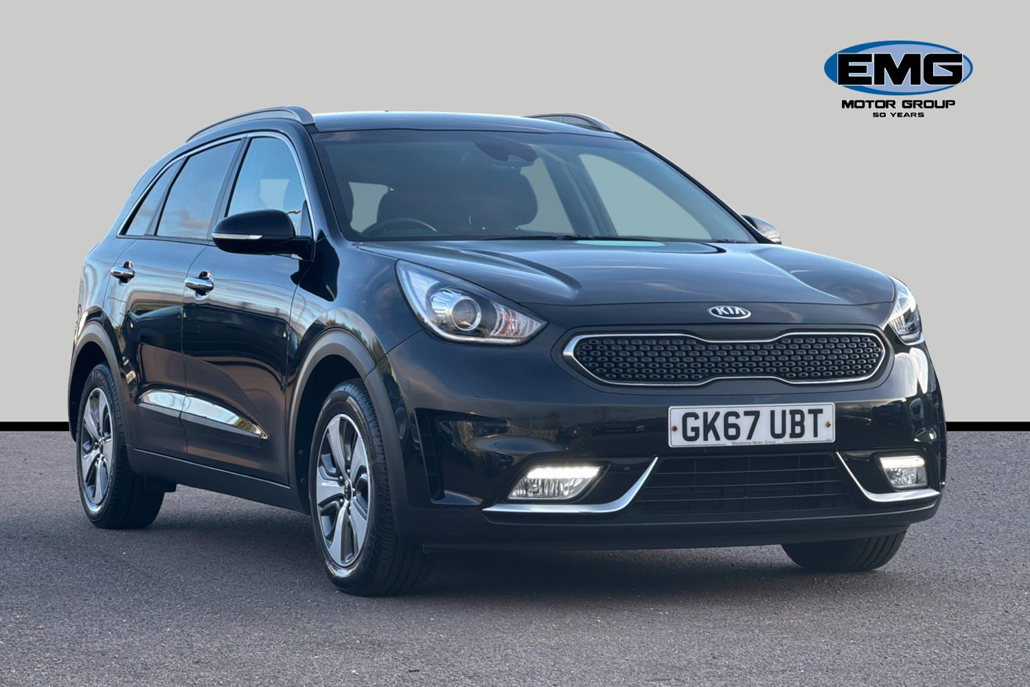 Main listing image - Kia Niro