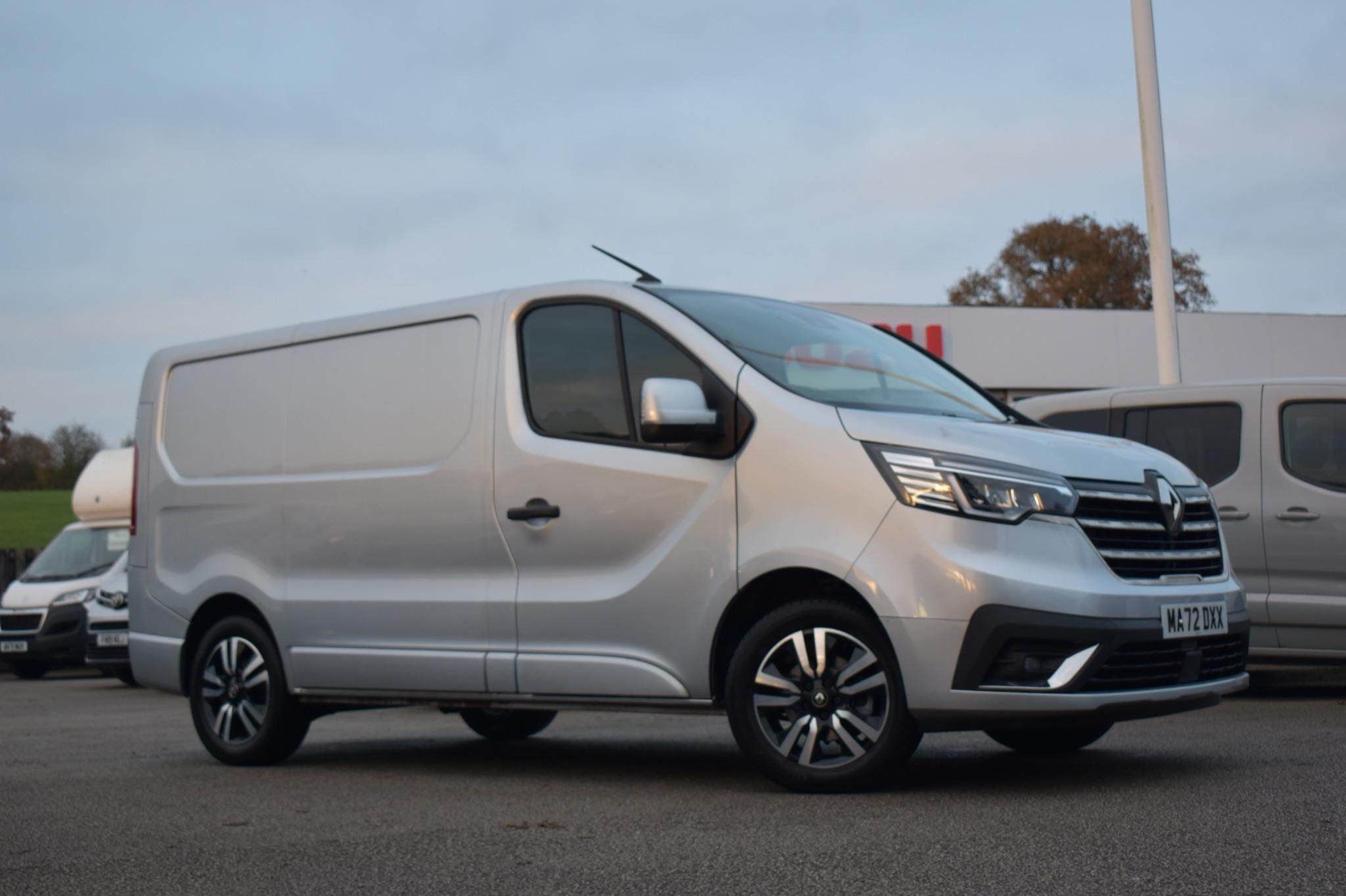 Main listing image - Renault Trafic