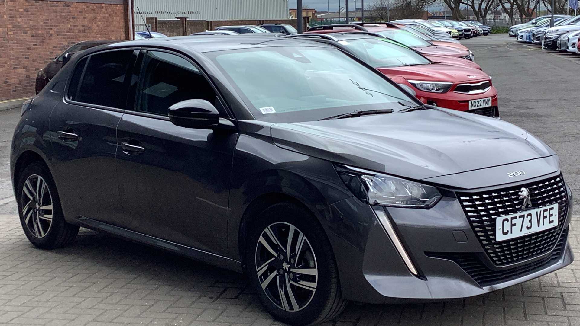 Main listing image - Peugeot 208