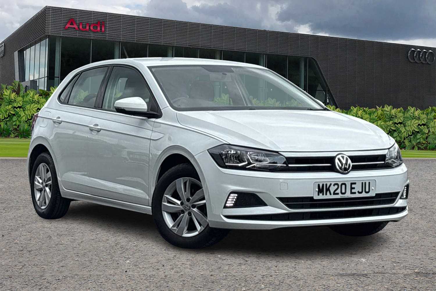 Main listing image - Volkswagen Polo