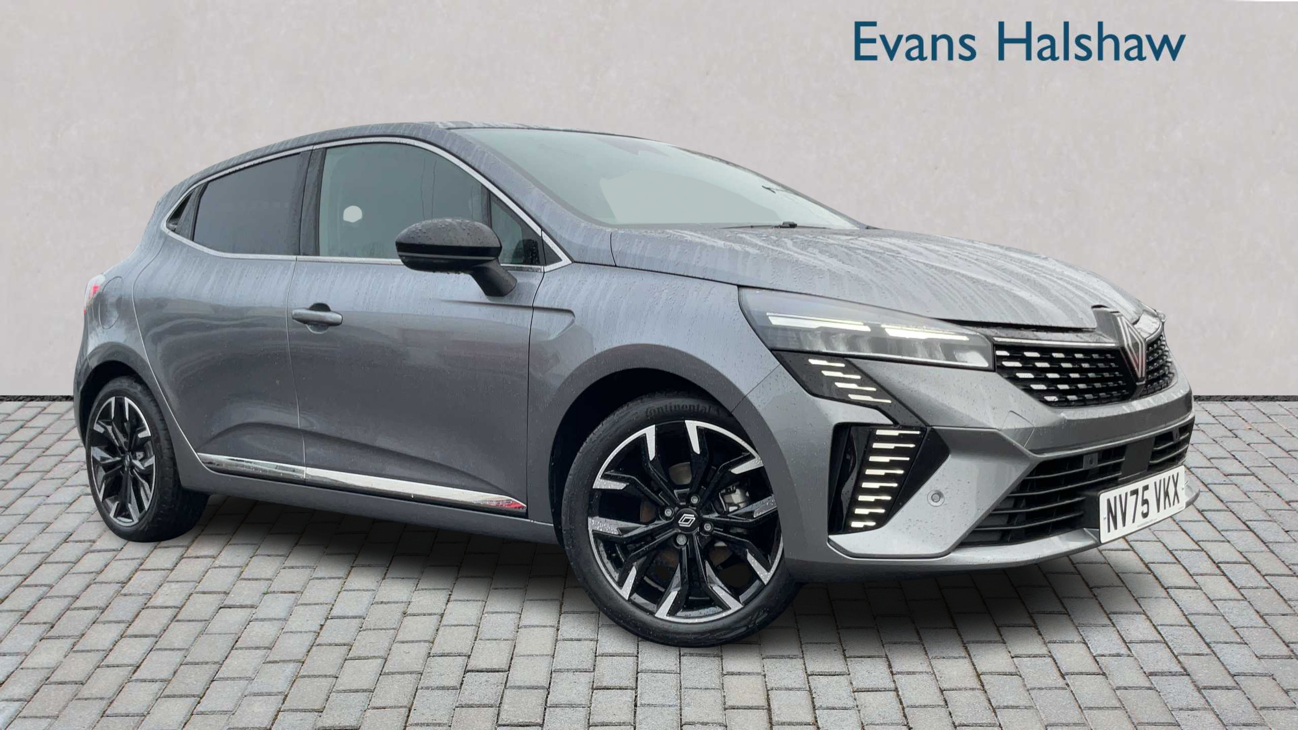 Main listing image - Renault Clio