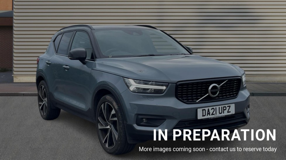 Main listing image - Volvo XC40 Recharge