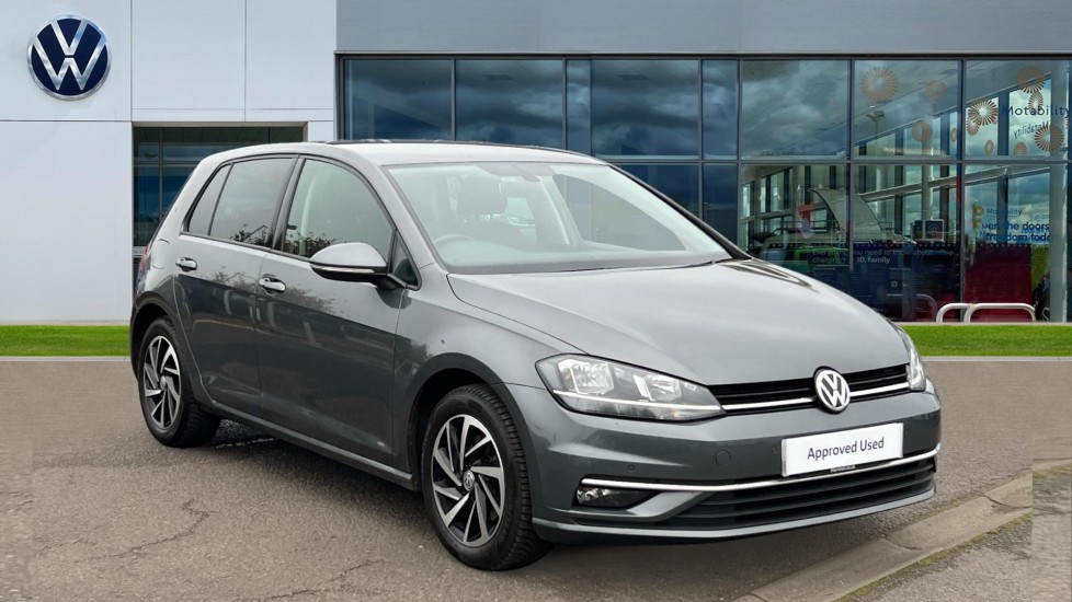 Main listing image - Volkswagen Golf