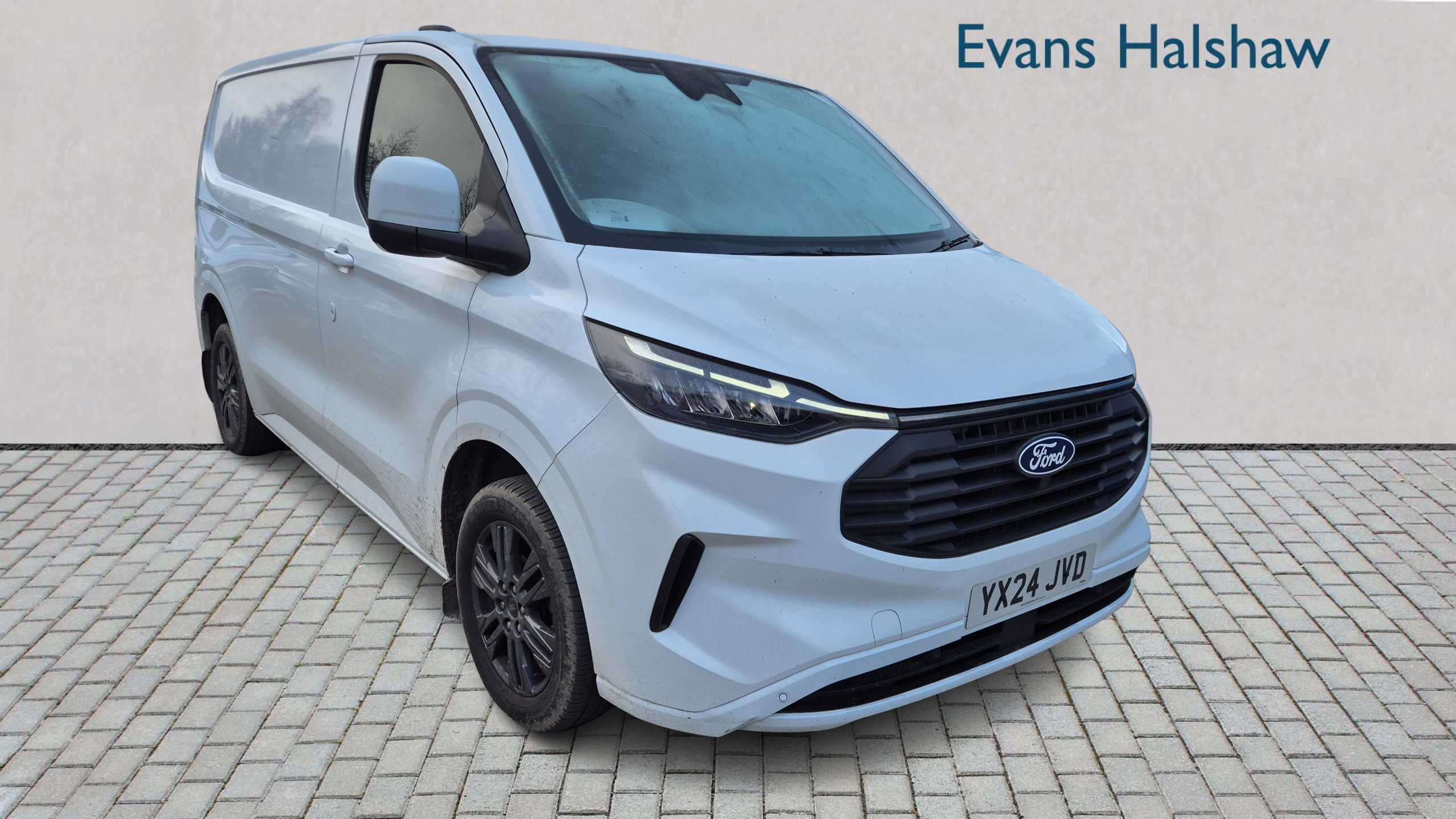 Main listing image - Ford Transit Custom