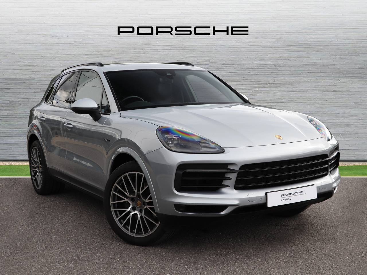 Main listing image - Porsche Cayenne