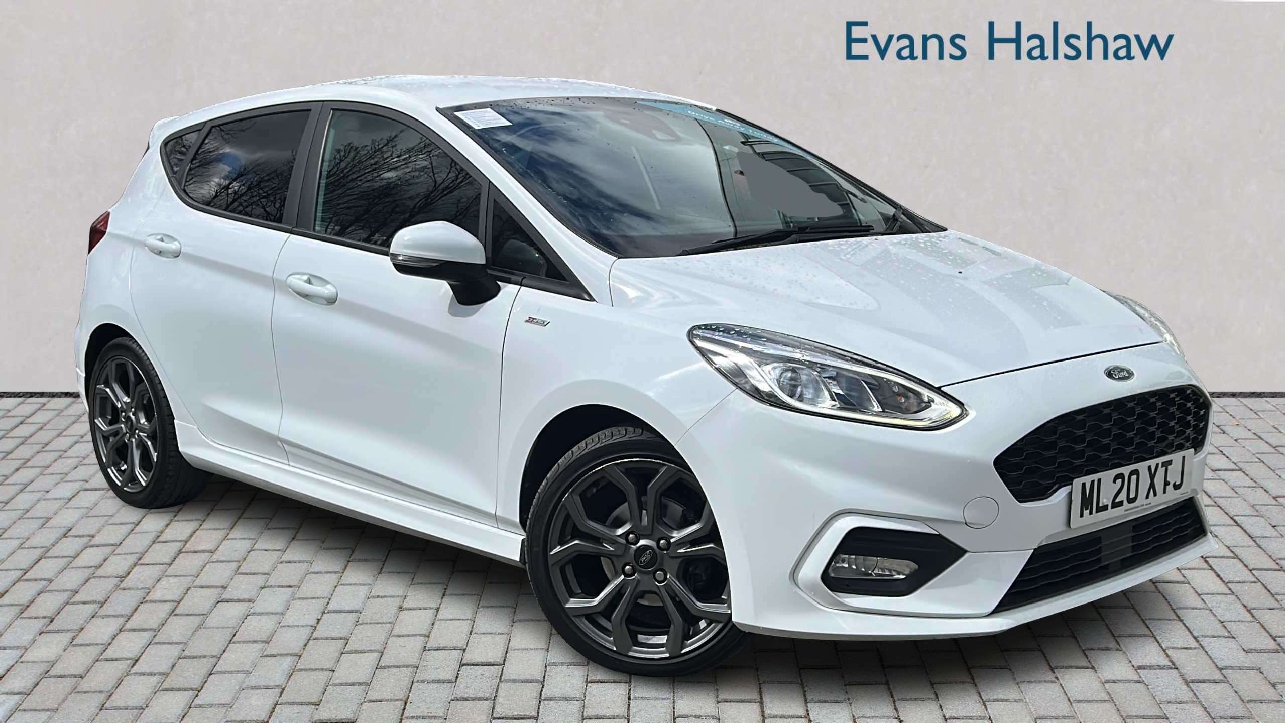 Main listing image - Ford Fiesta