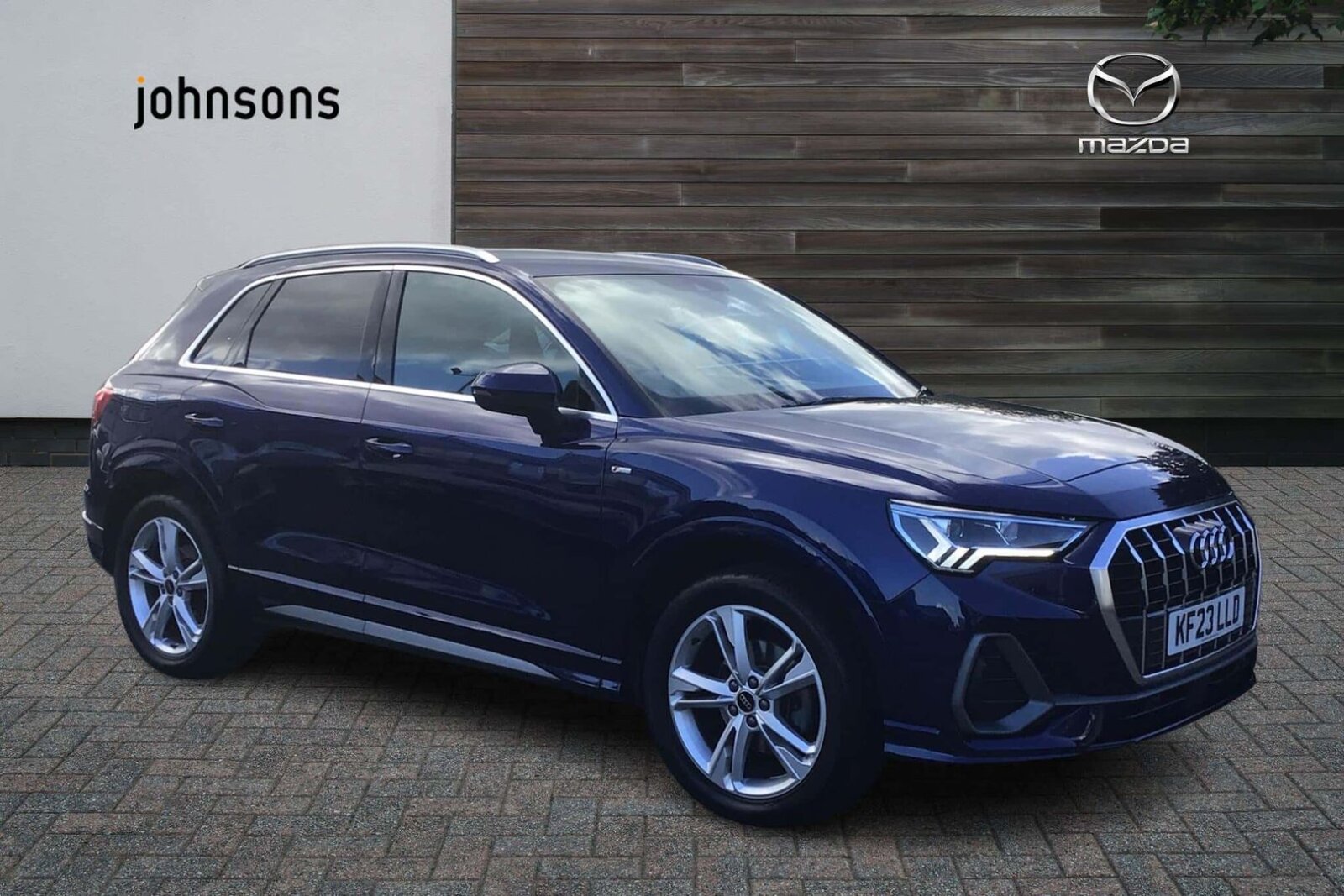 Main listing image - Audi Q3