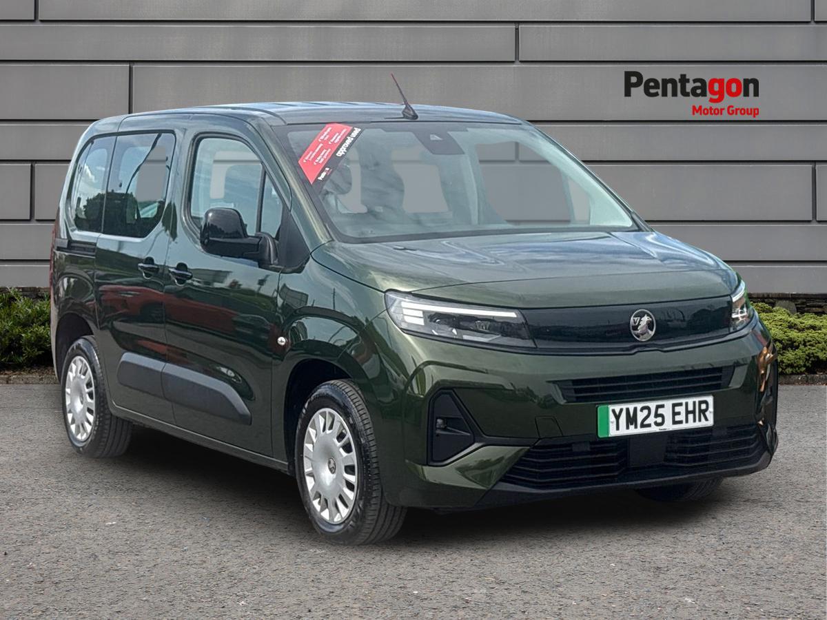 Main listing image - Vauxhall Combo Life