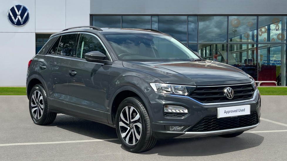 Main listing image - Volkswagen T-Roc