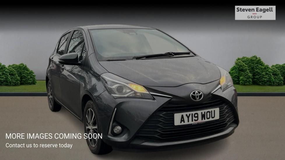 Main listing image - Toyota Yaris