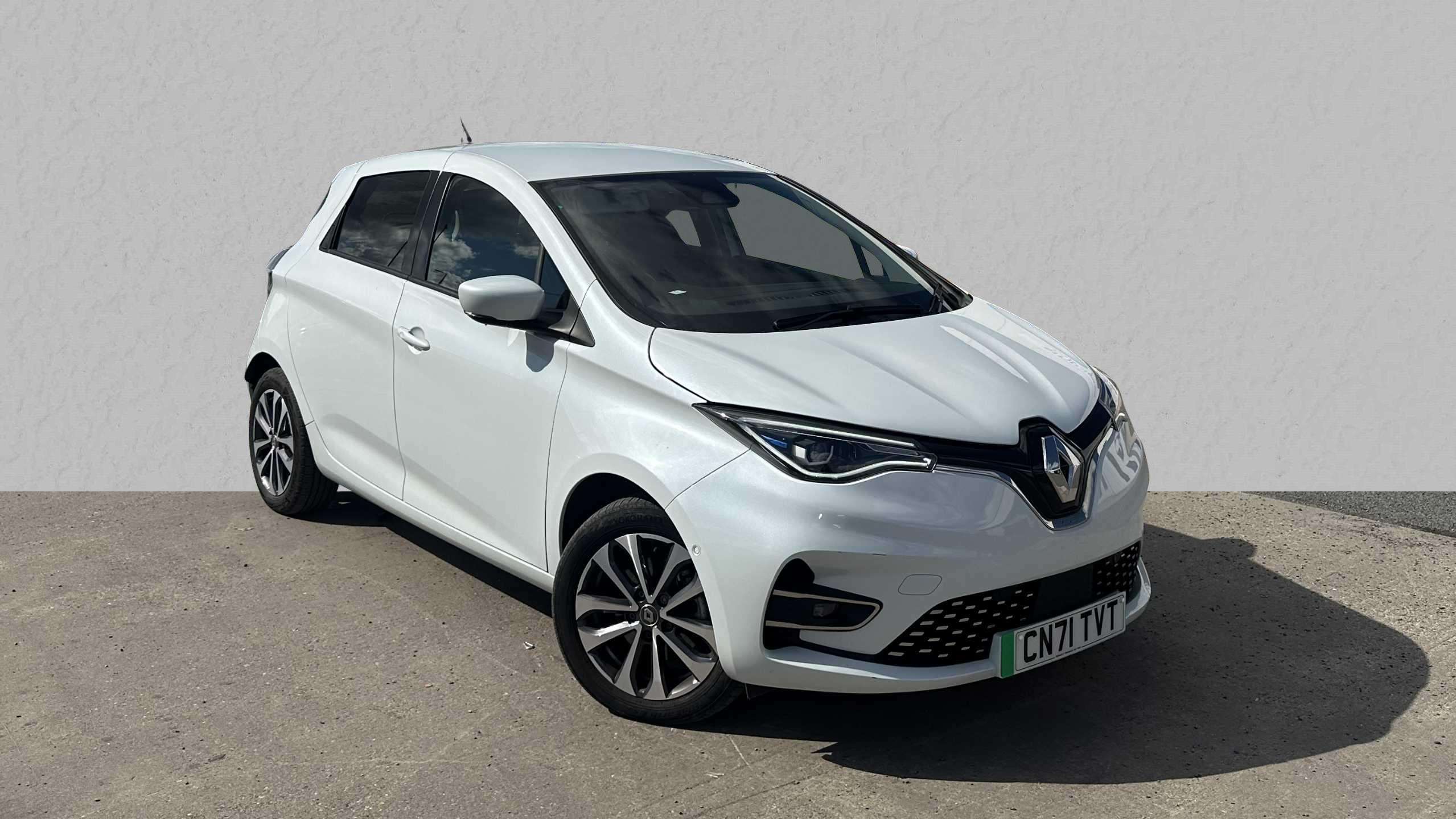Main listing image - Renault Zoe