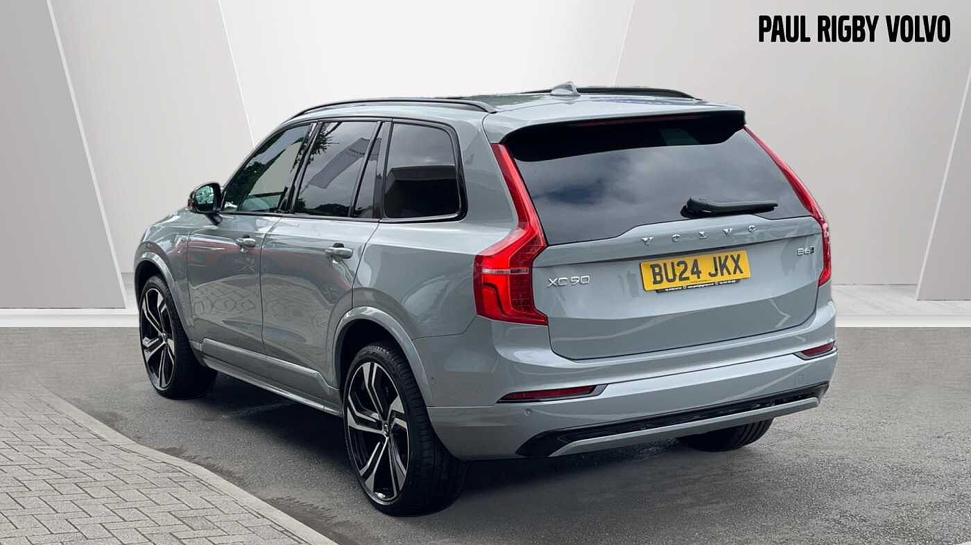 Main listing image - Volvo XC90