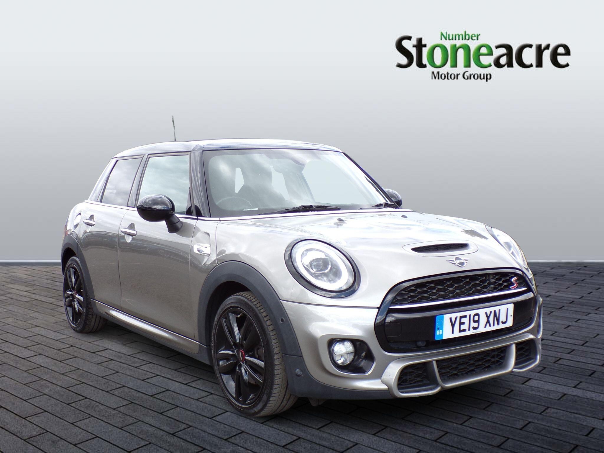 Main listing image - MINI Hatchback 5dr