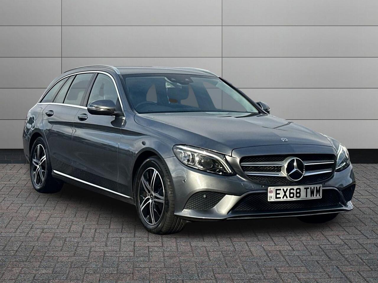 Main listing image - Mercedes-Benz C-Class