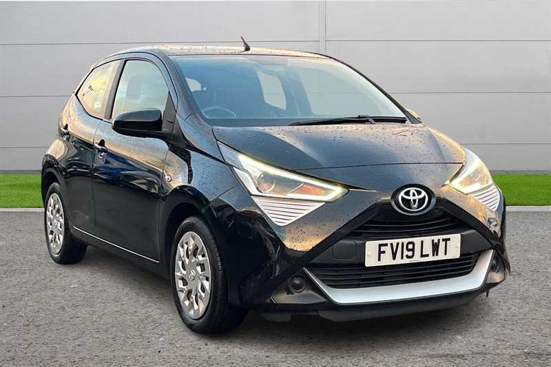 Main listing image - Toyota Aygo