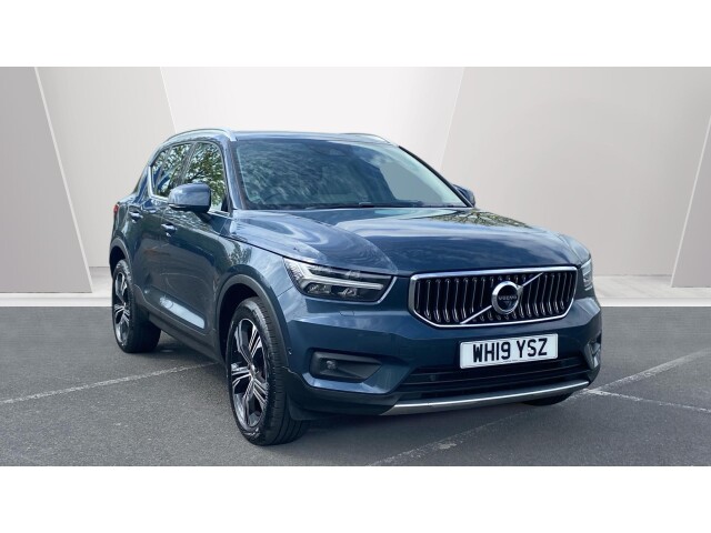 Main listing image - Volvo XC40