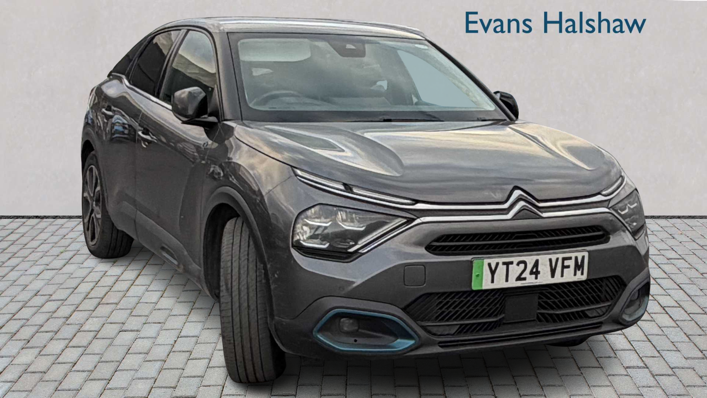 Main listing image - Citroen C4