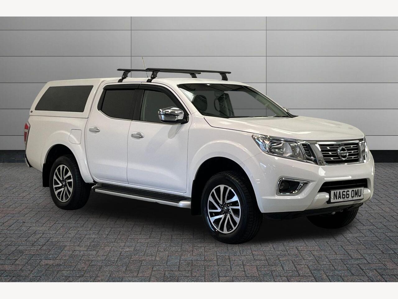 Main listing image - Nissan Navara