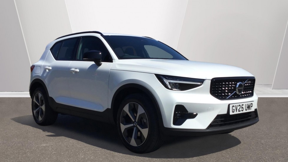 Main listing image - Volvo XC40