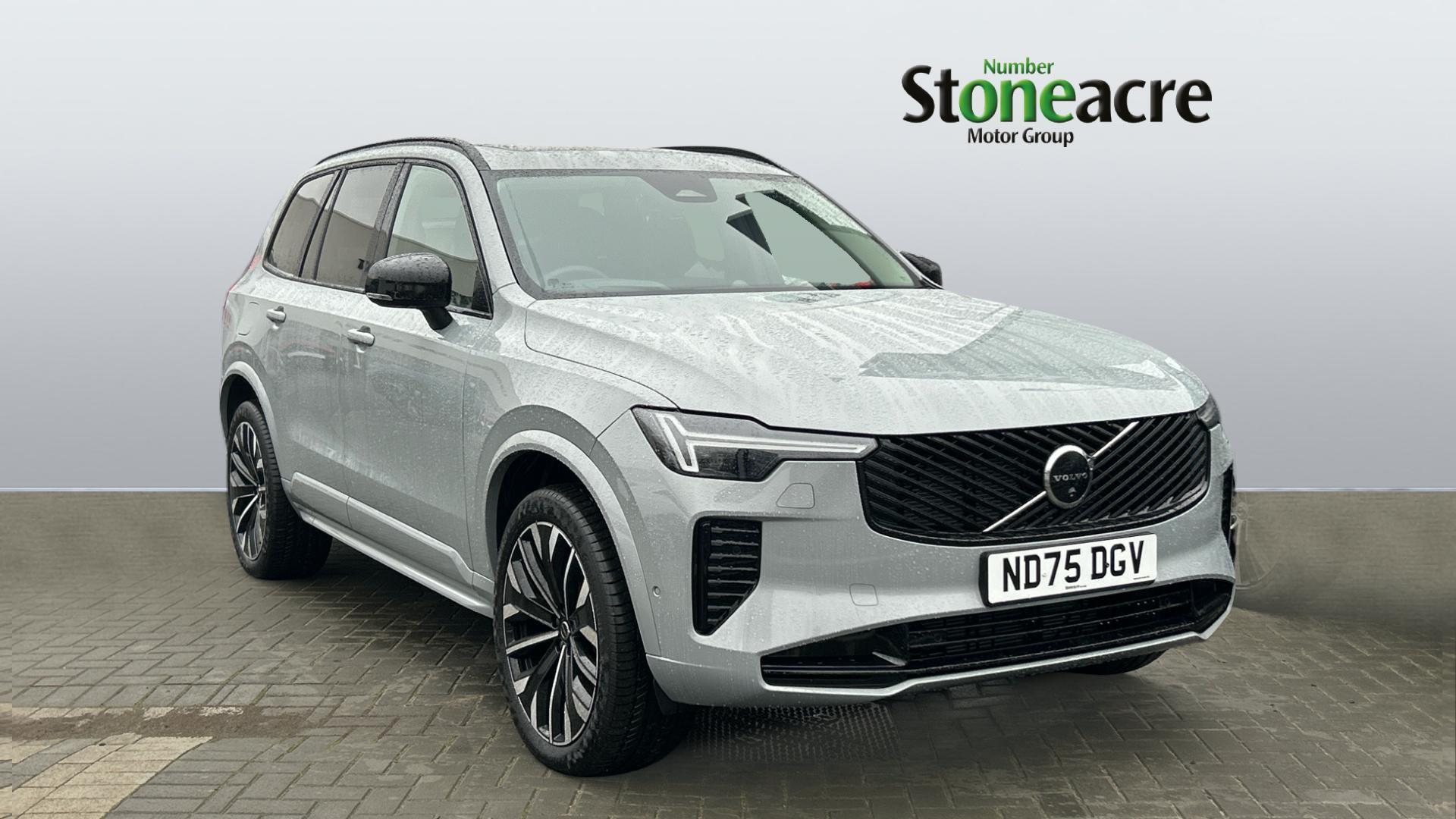 Main listing image - Volvo XC90