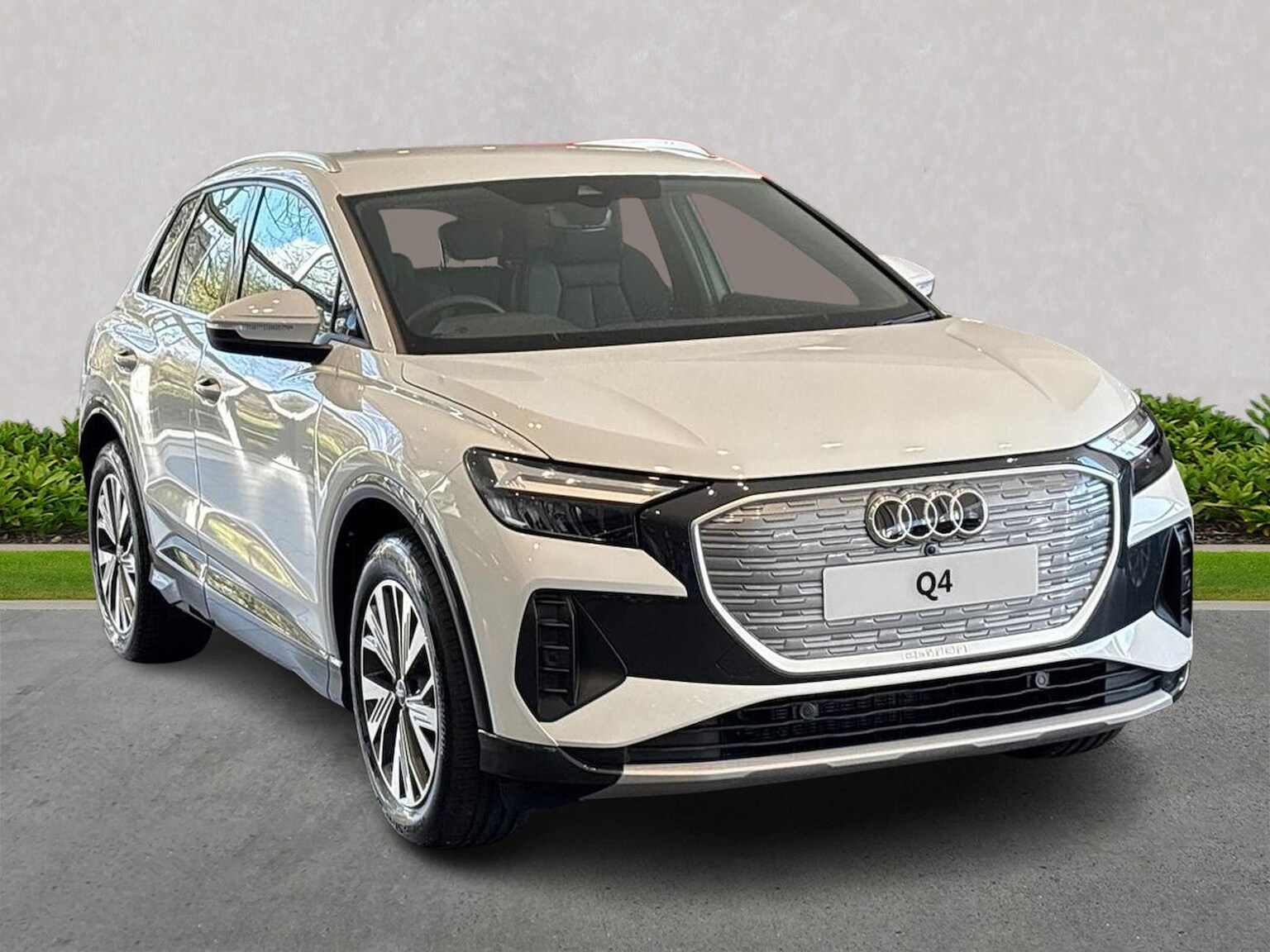 Main listing image - Audi Q4