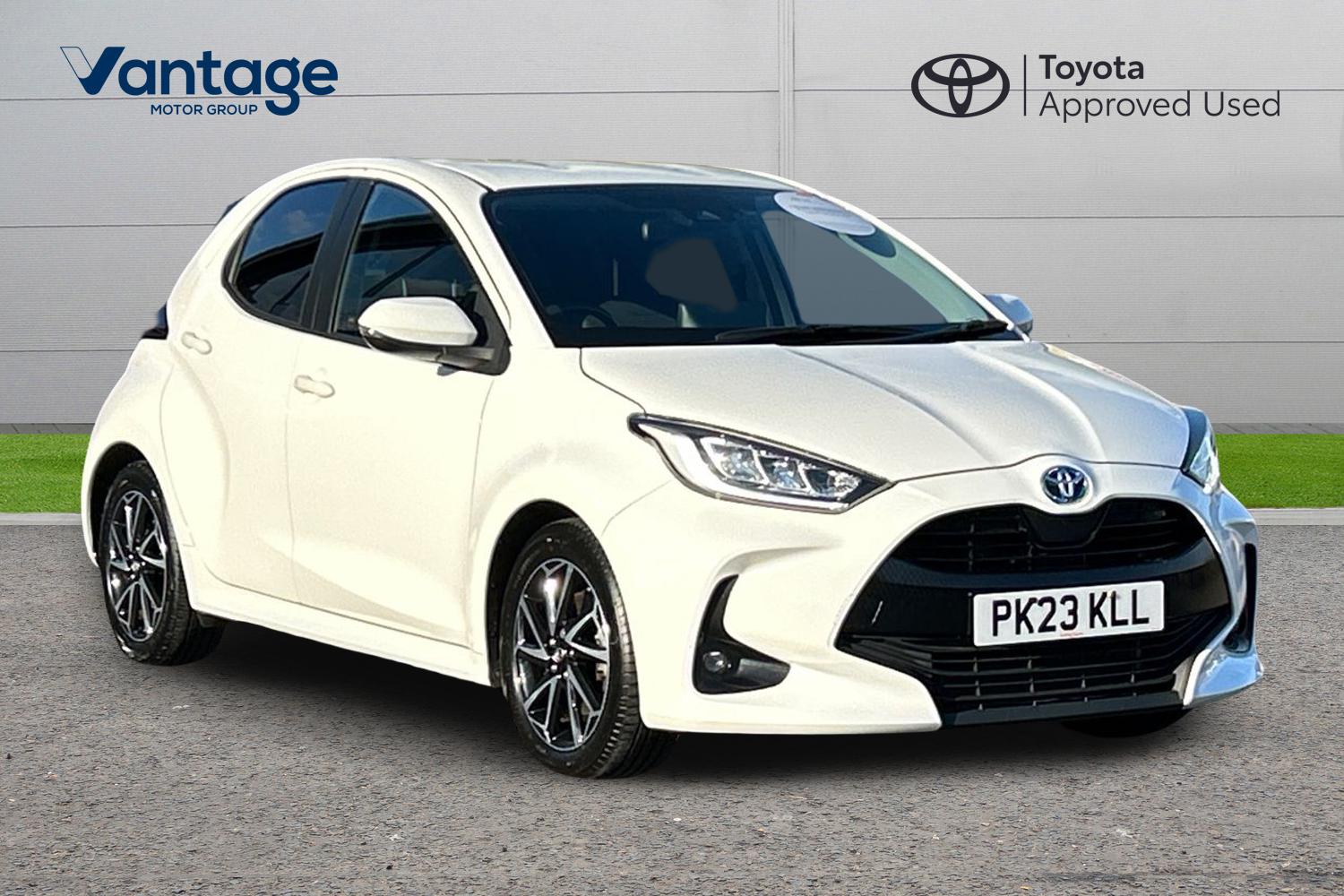 Main listing image - Toyota Yaris
