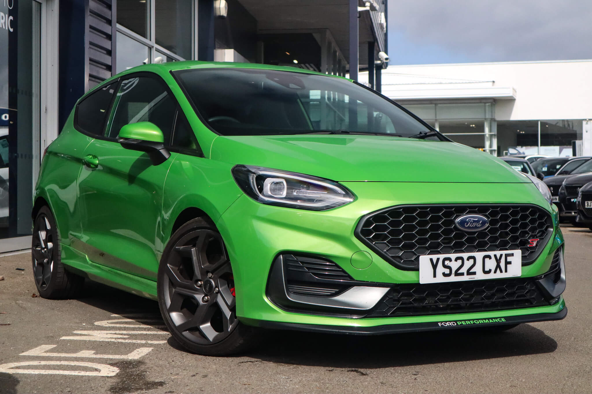 Main listing image - Ford Focus ST