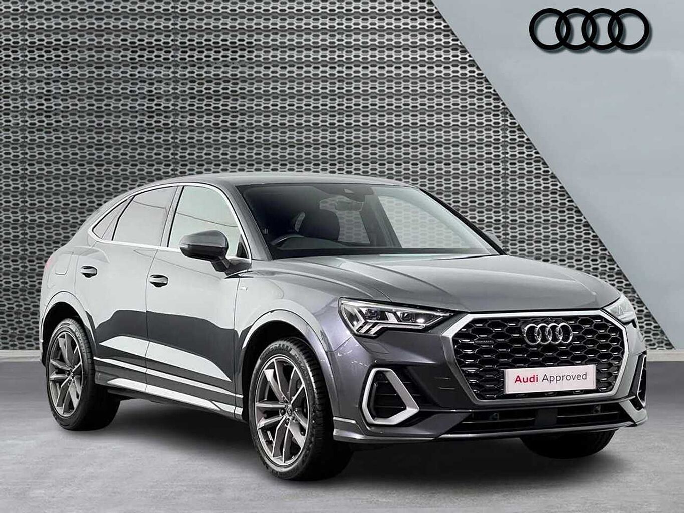 Main listing image - Audi Q3