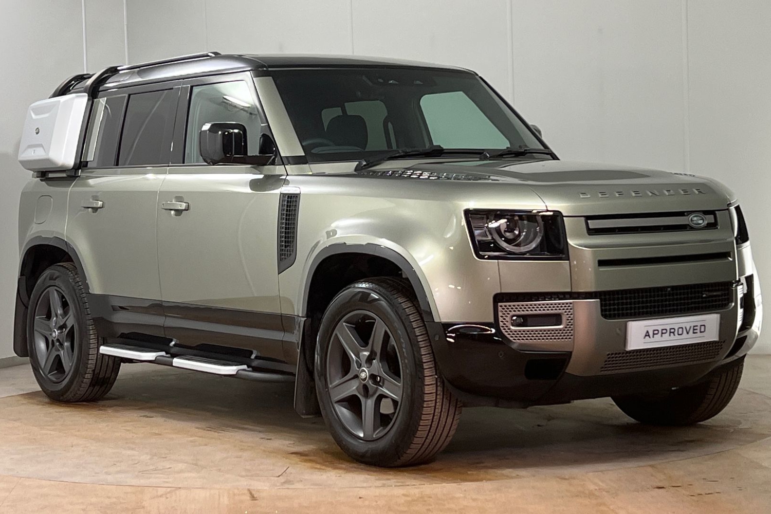 Main listing image - Land Rover Defender