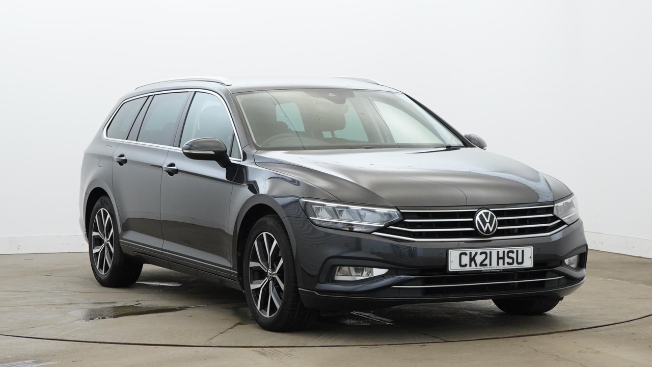 Main listing image - Volkswagen Passat Estate