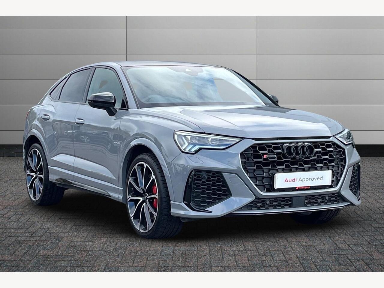 Main listing image - Audi RS Q3