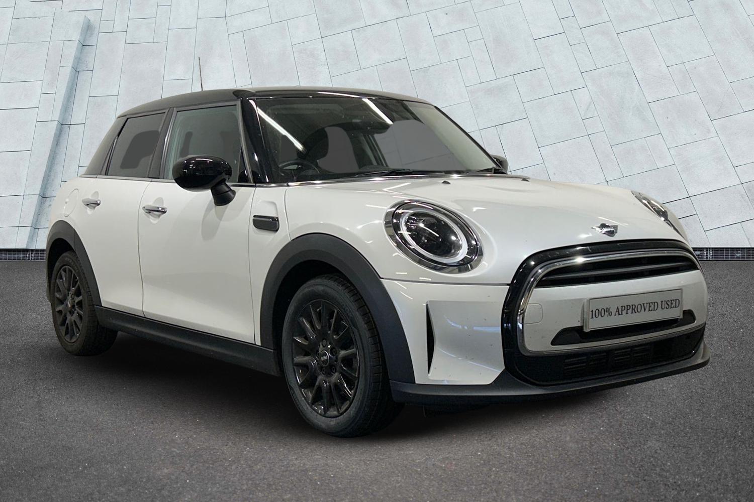 Main listing image - MINI Hatchback 5dr
