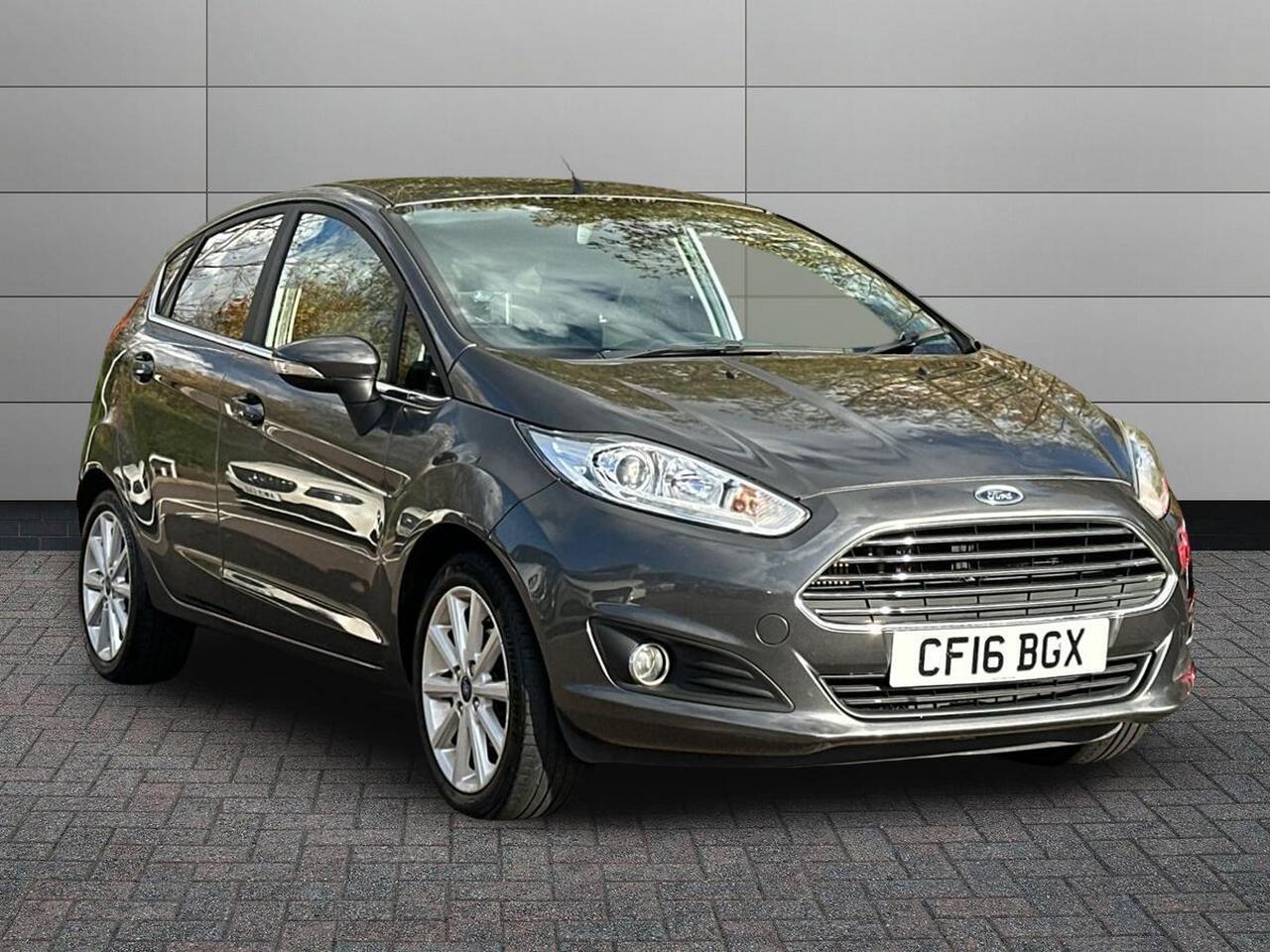 Main listing image - Ford Fiesta