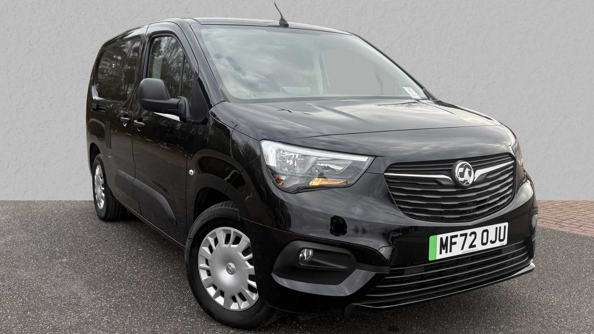 Main listing image - Vauxhall Combo Cargo-e