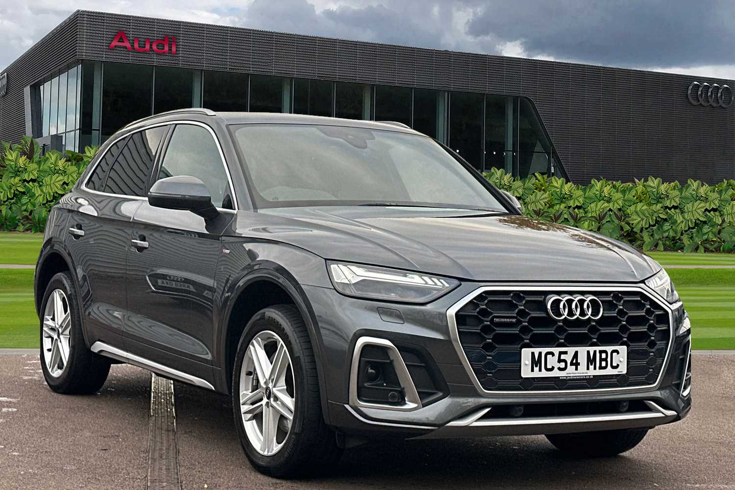 Main listing image - Audi Q5