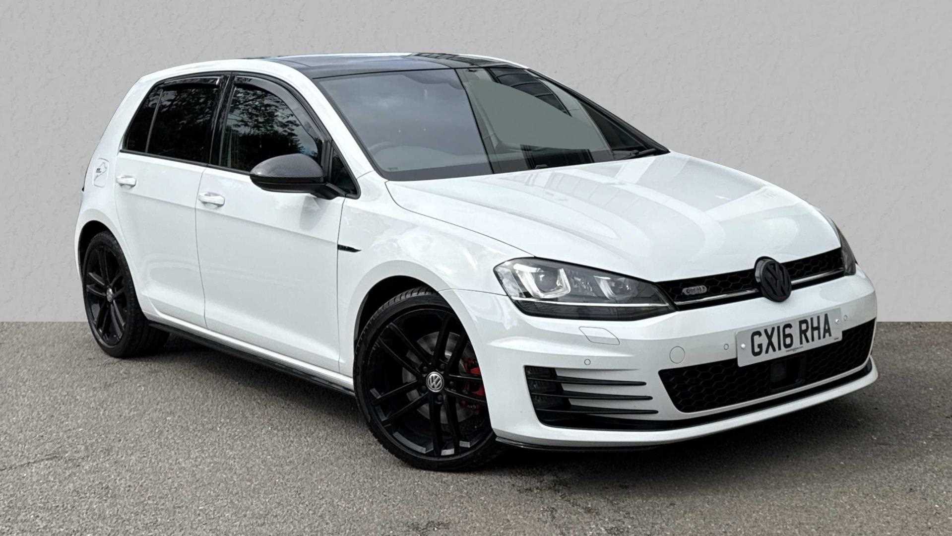 Main listing image - Volkswagen Golf