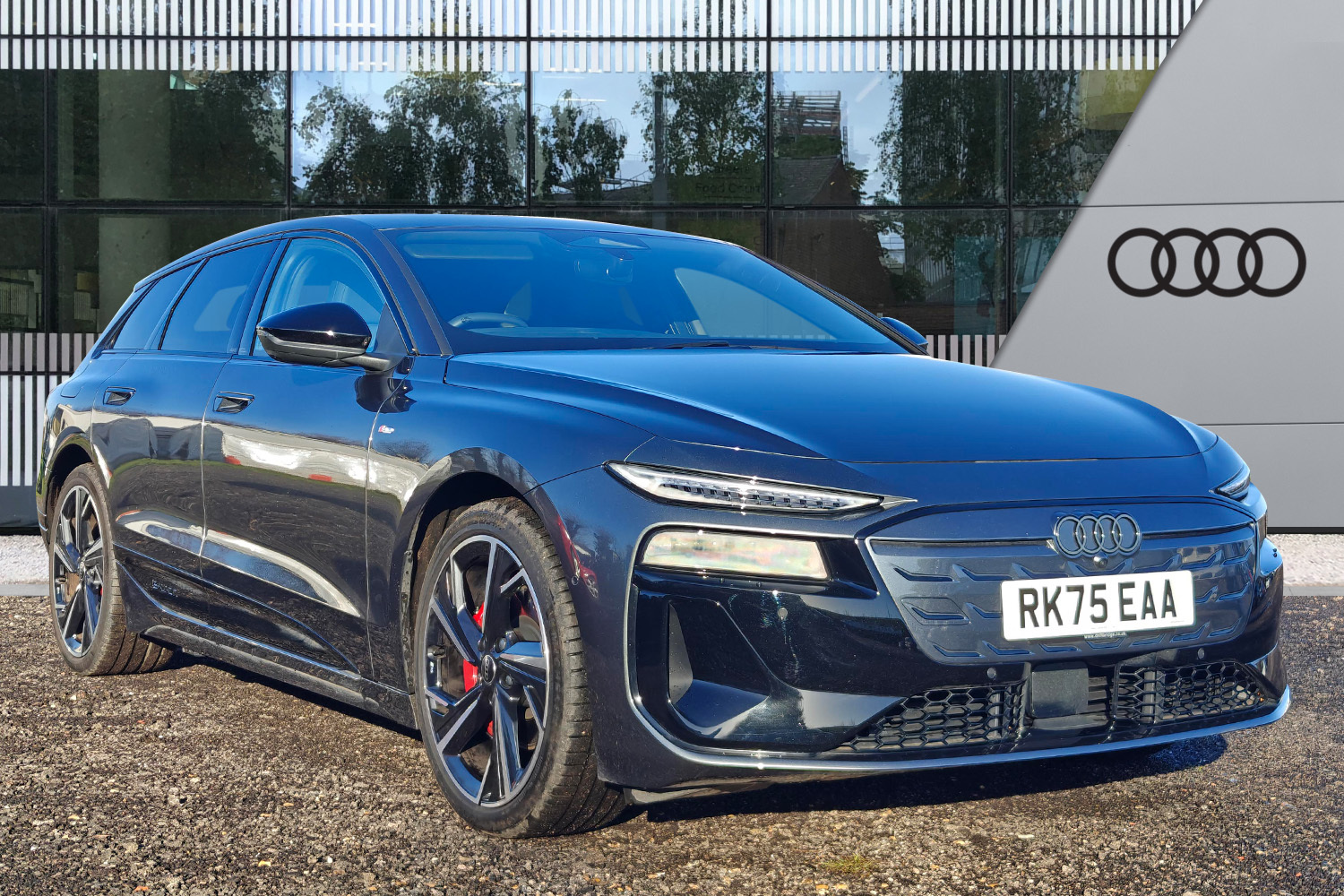 Main listing image - Audi e-tron