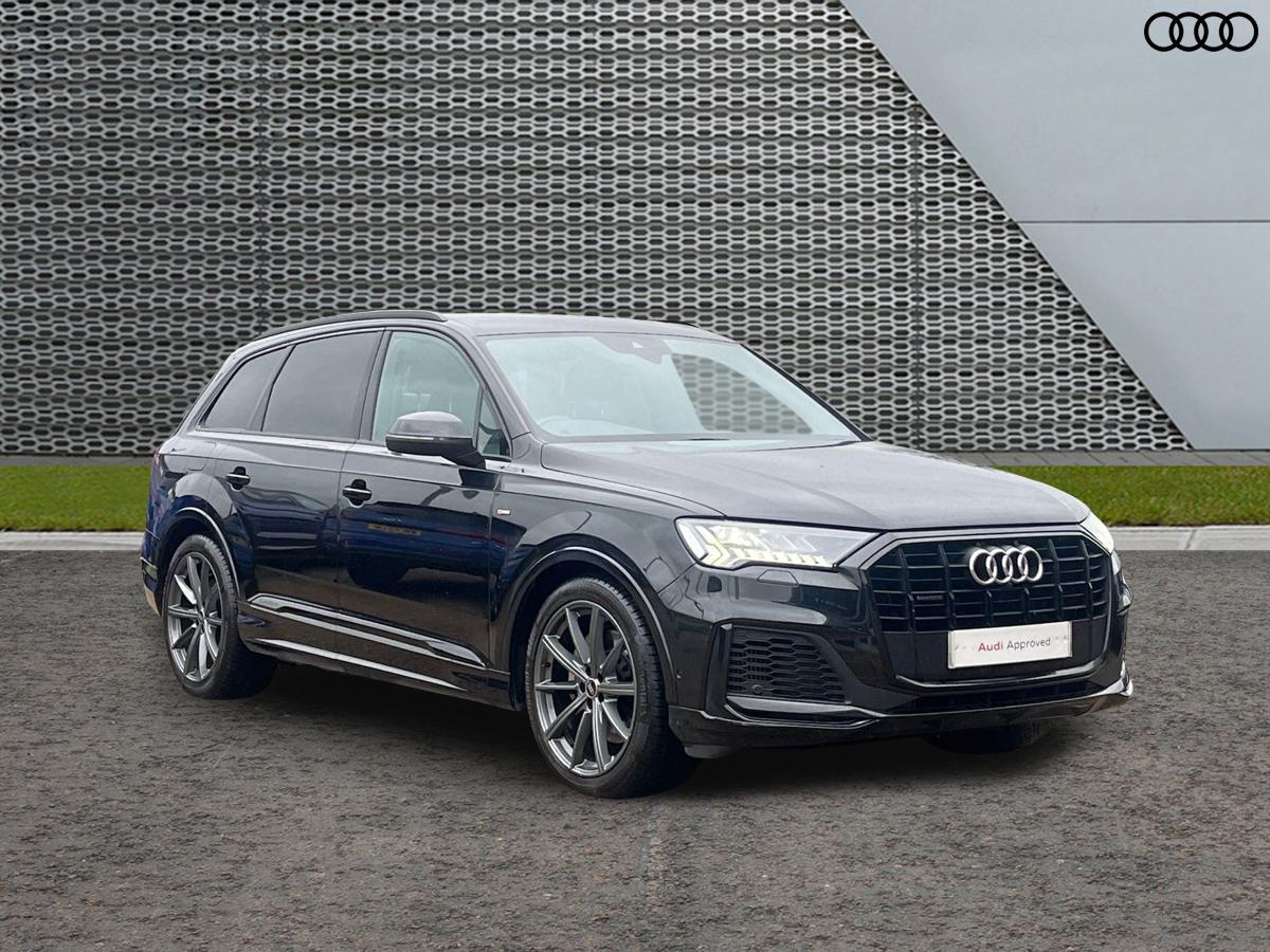 Main listing image - Audi Q7