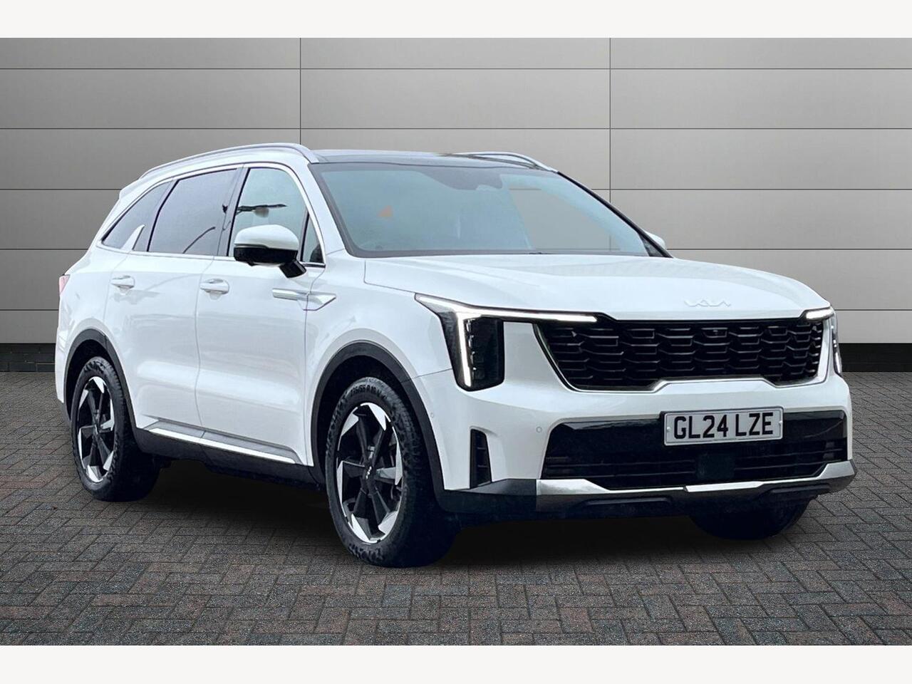 Main listing image - Kia Sorento